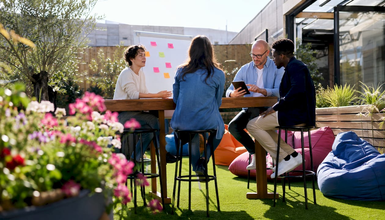 Het team stemt af tijdens een digitale agile sprint